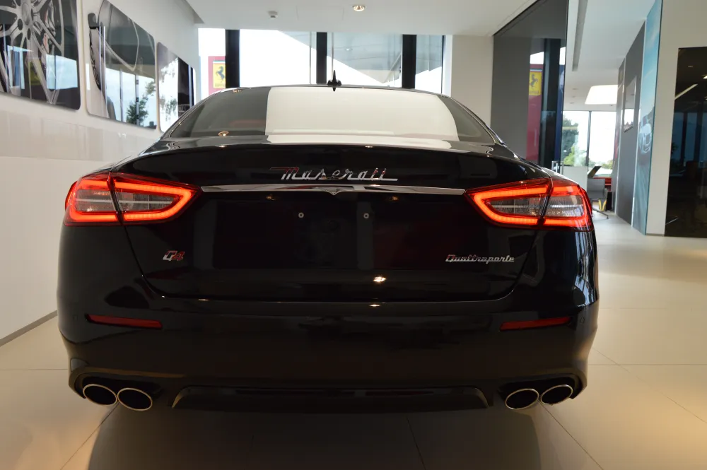 Maserati Quattroporte foto 4