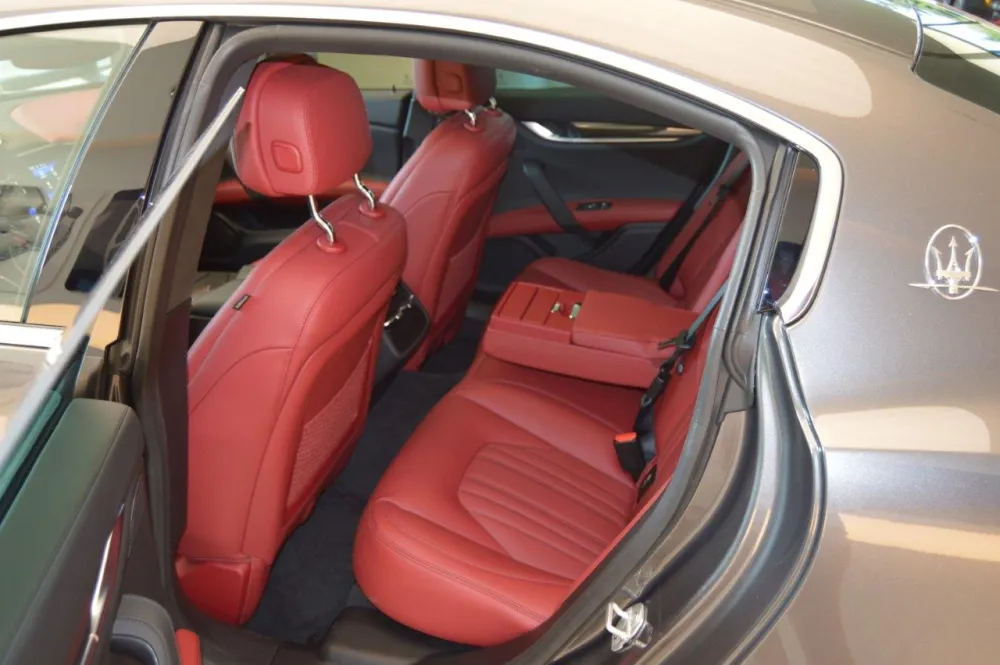 Maserati Ghibli foto 12
