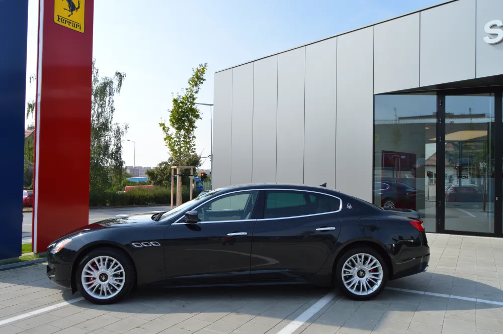 Maserati Quattroporte foto 2