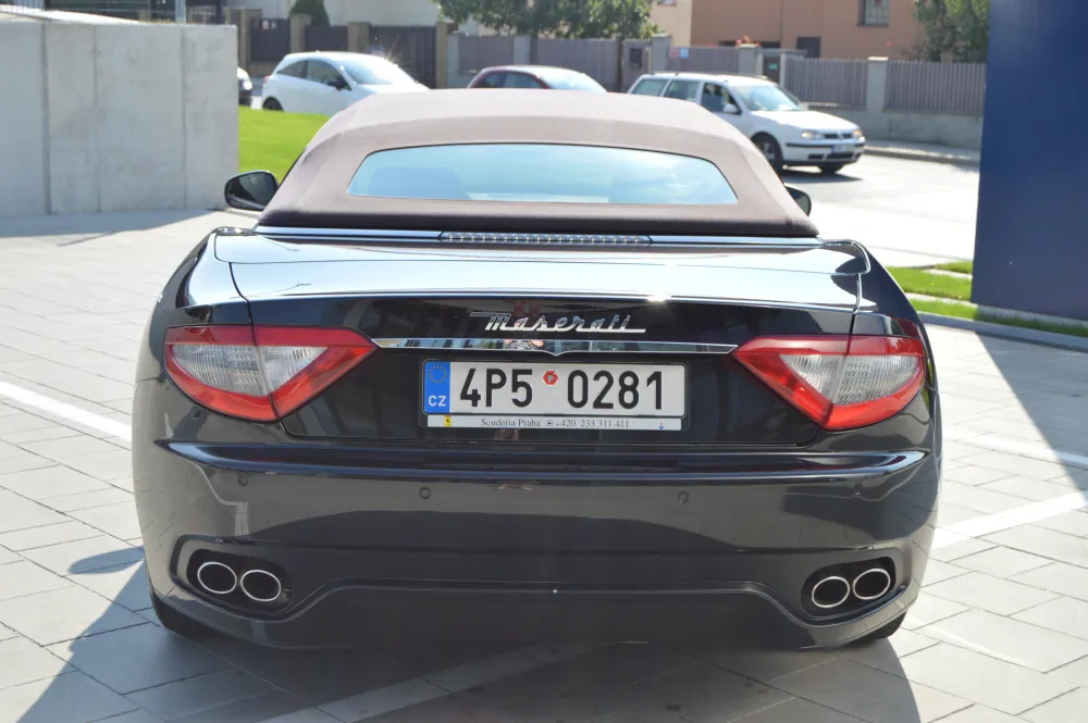 Maserati GranCabrio foto 8