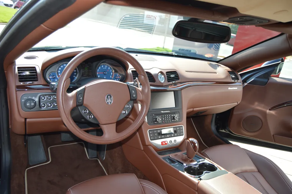 Maserati GranCabrio foto 17