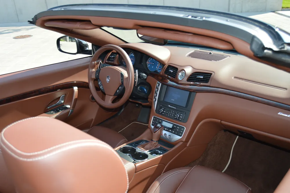 Maserati GranCabrio foto 21