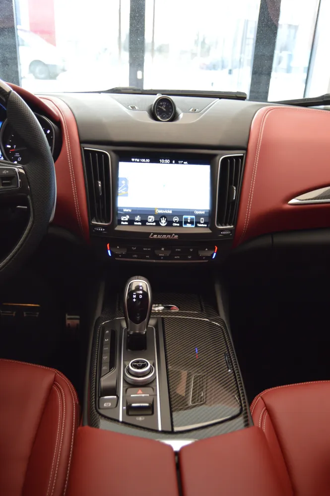 Maserati Levante foto 8