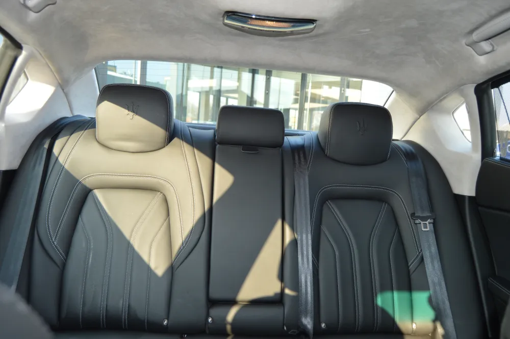 Maserati Quattroporte foto 13
