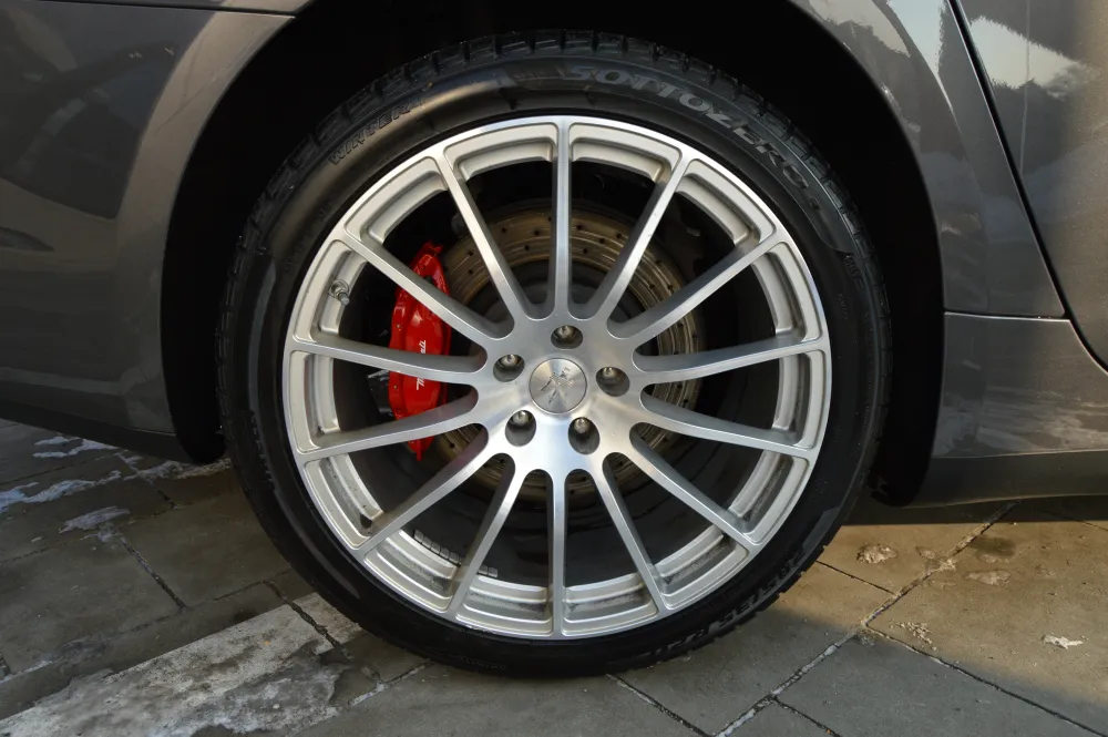 Maserati Quattroporte foto 16