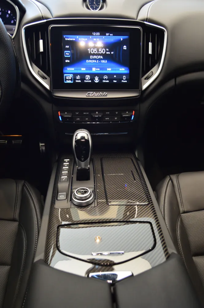 Maserati Ghibli foto 9