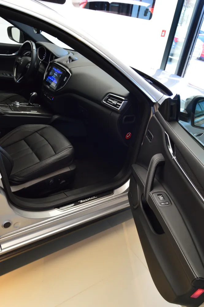 Maserati Ghibli foto 13