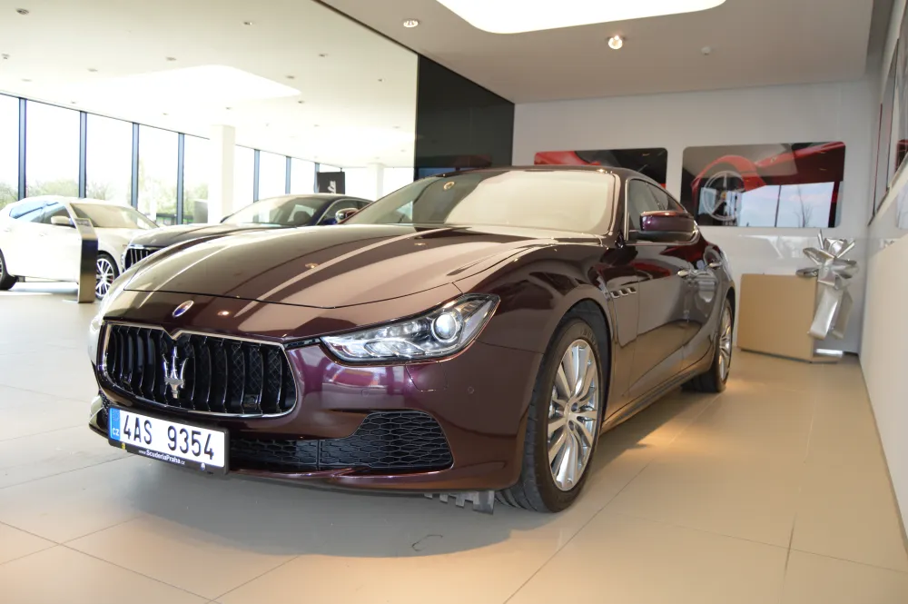 Maserati Ghibli foto 1