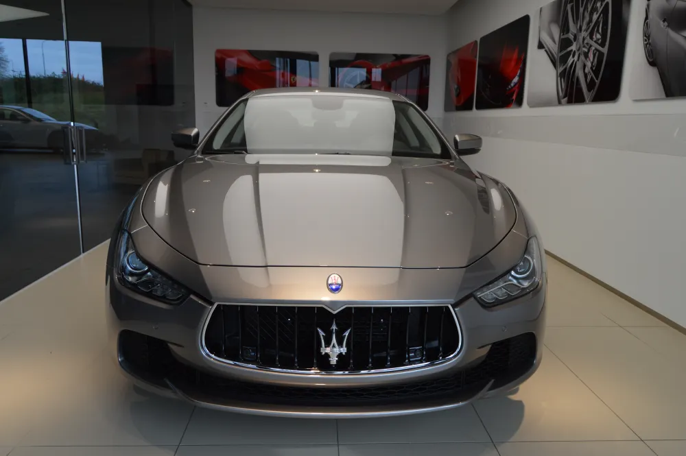 Maserati Ghibli foto 1