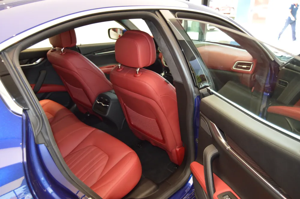 Maserati Ghibli foto 10