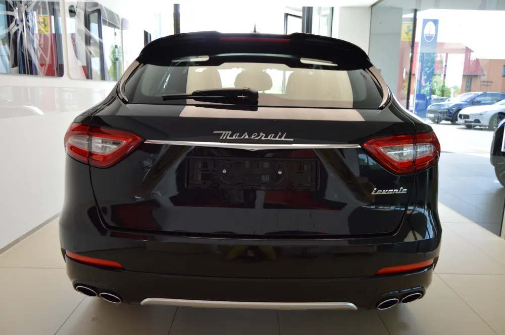 Maserati Levante foto 4