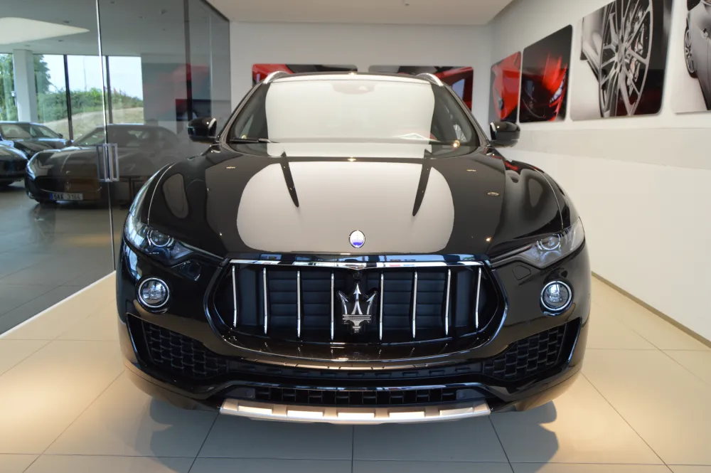 Maserati Levante foto 1