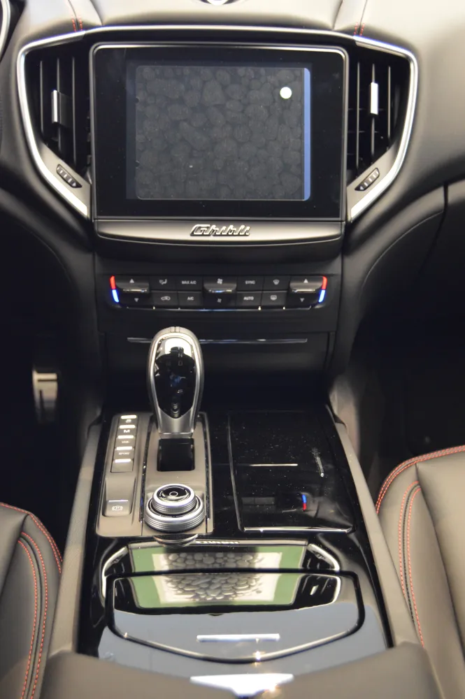 Maserati Ghibli foto 8