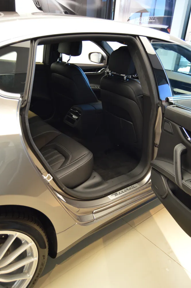 Maserati Quattroporte foto 7