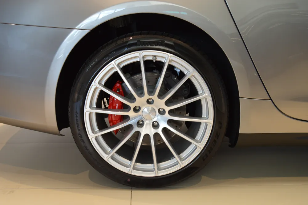 Maserati Quattroporte foto 10