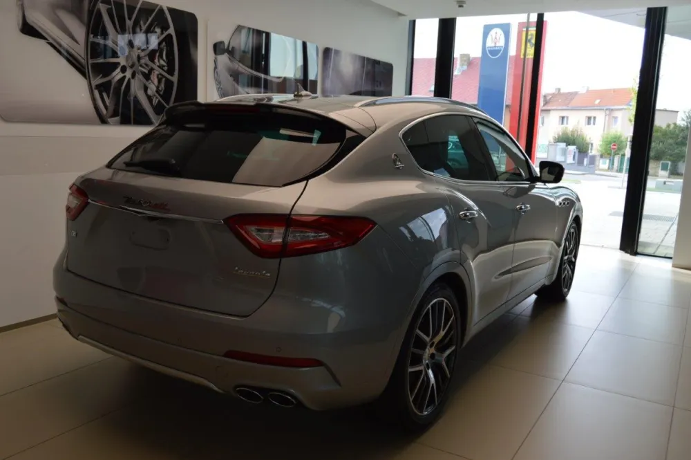 Maserati Levante foto 4