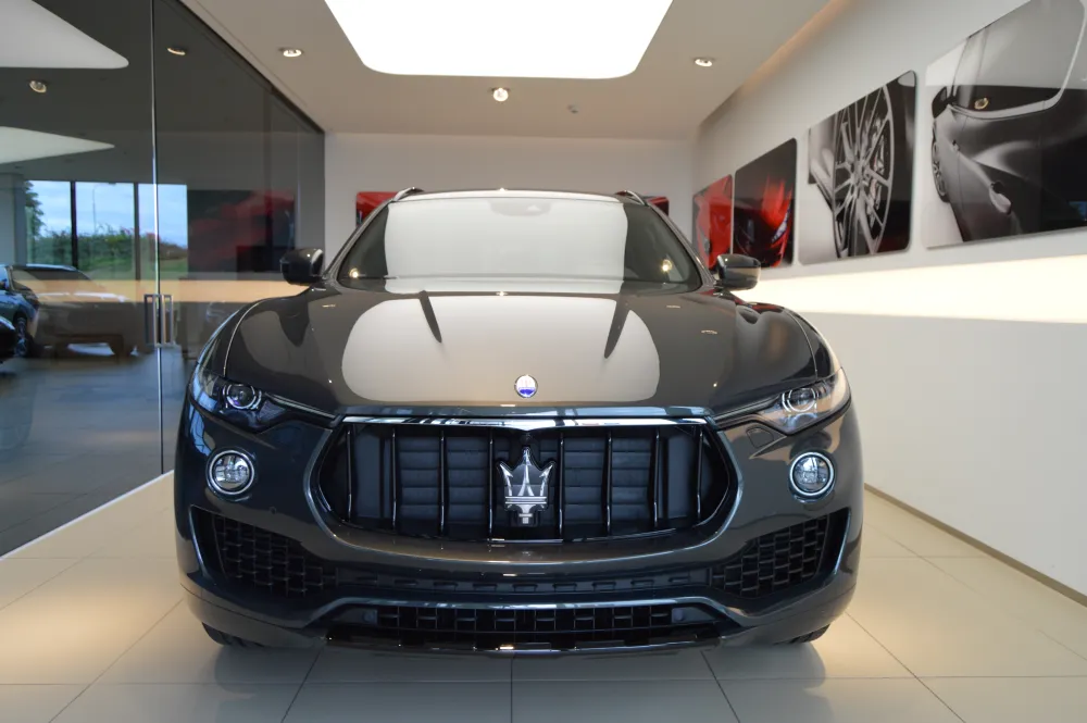 Maserati Levante foto 1