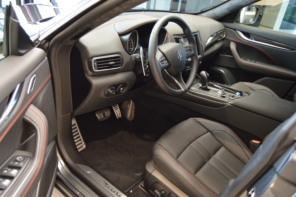 Maserati Levante foto 7