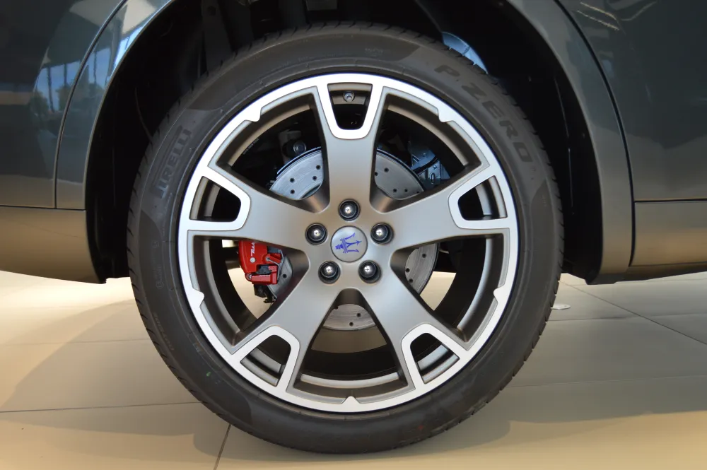 Maserati Levante foto 10