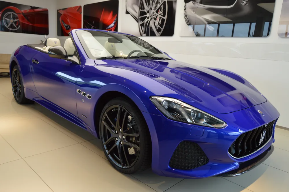 Maserati GranCabrio foto 2