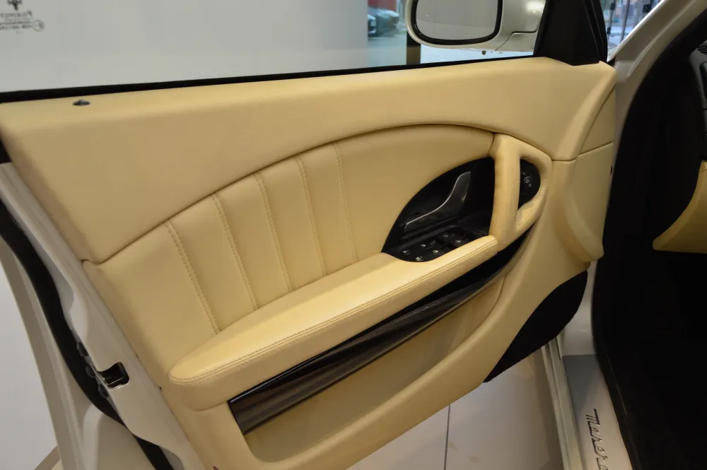 Maserati Quattroporte foto 9