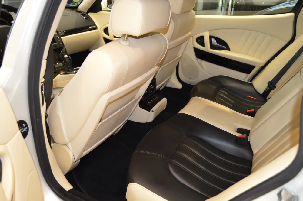 Maserati Quattroporte foto 12
