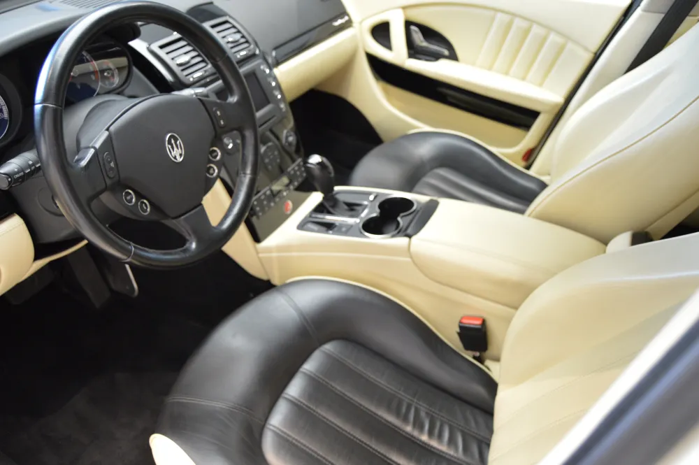 Maserati Quattroporte foto 2