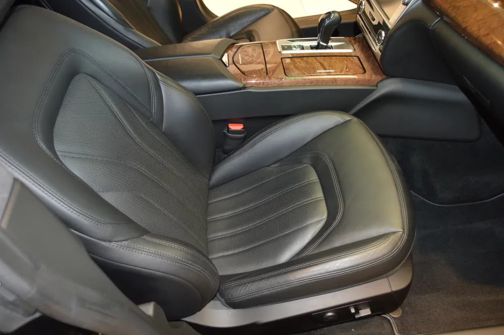 Maserati Quattroporte foto 12