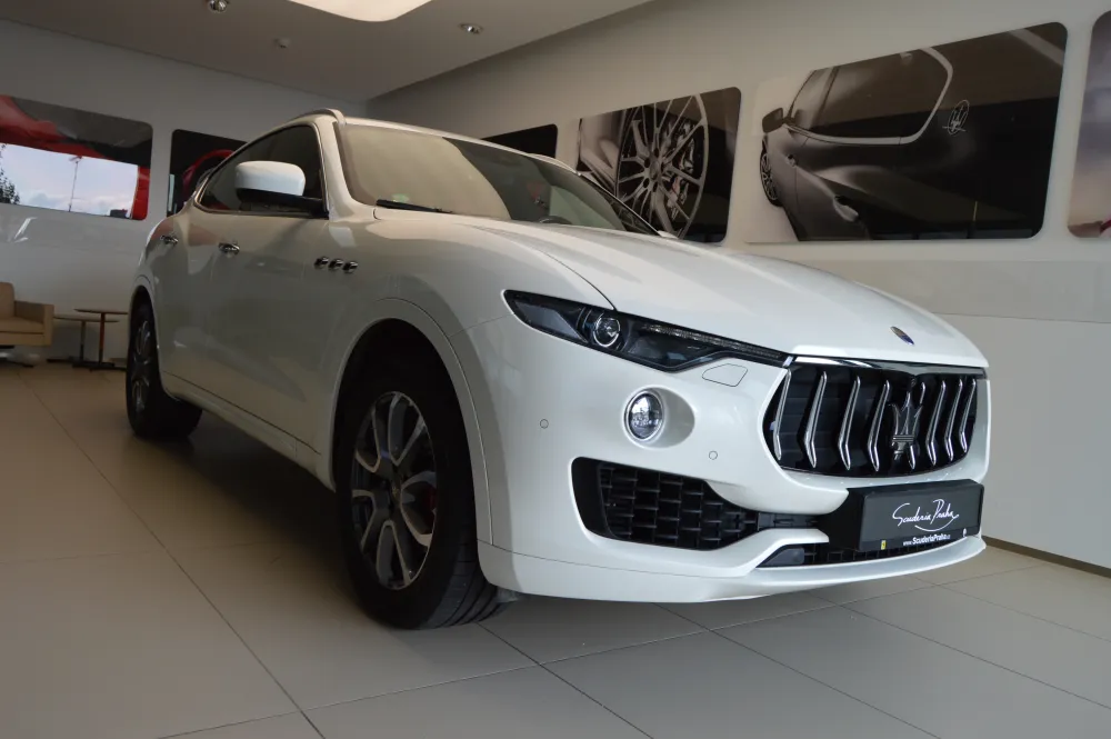 Maserati Levante foto 6