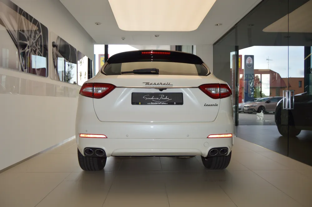 Maserati Levante foto 7