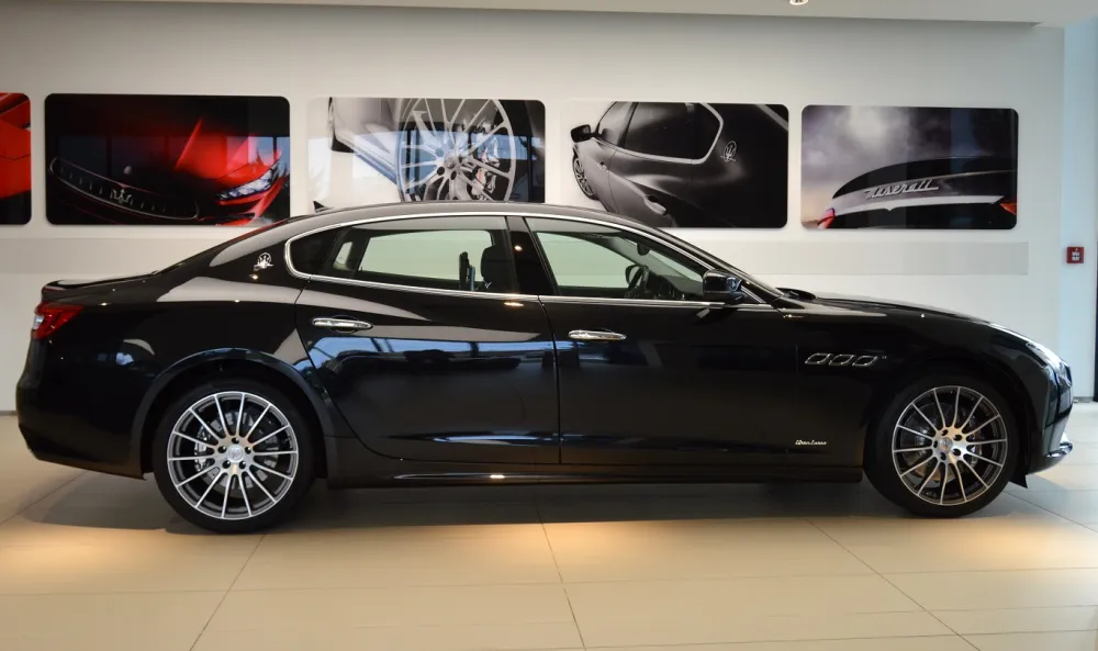 Maserati Quattroporte foto 3