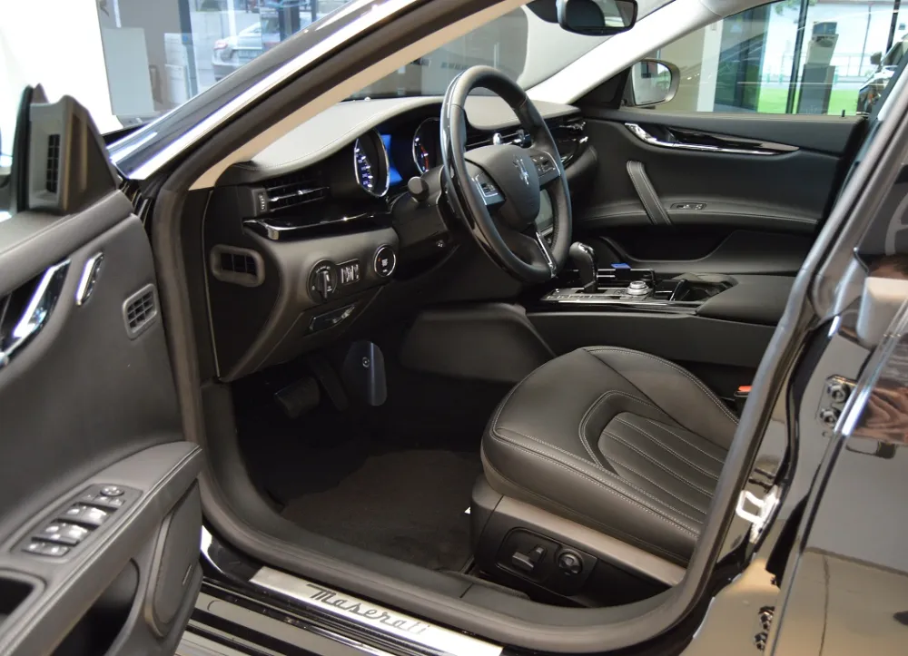 Maserati Quattroporte foto 6