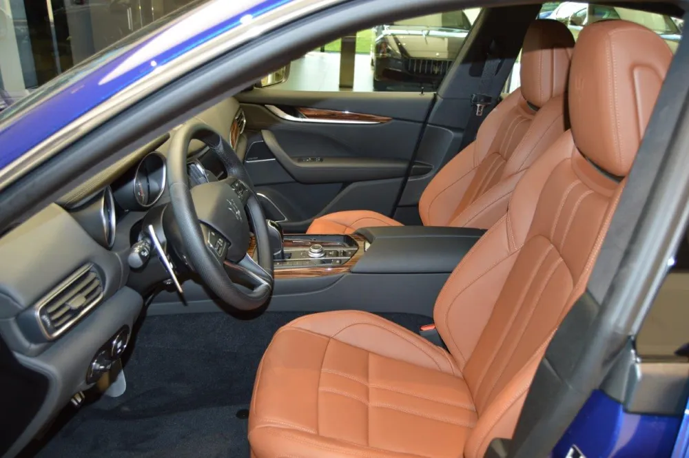 Maserati Levante foto 8