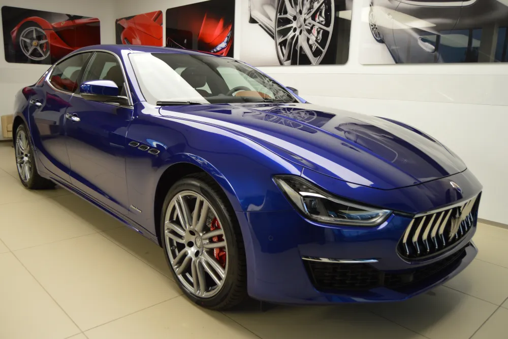 Maserati Ghibli foto 2