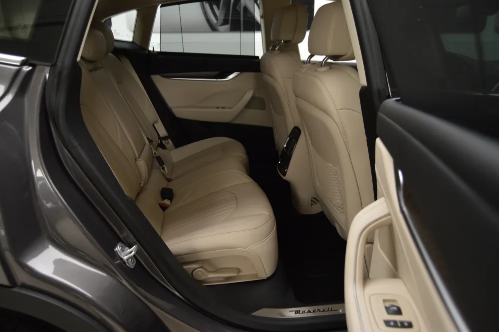 Maserati Levante foto 10