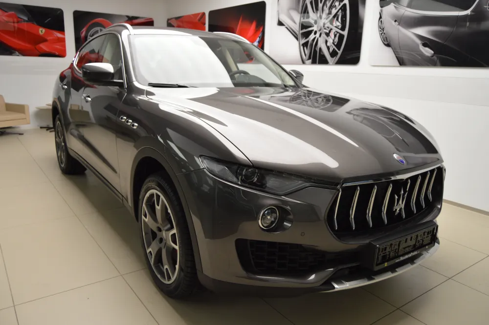 Maserati Levante foto 2