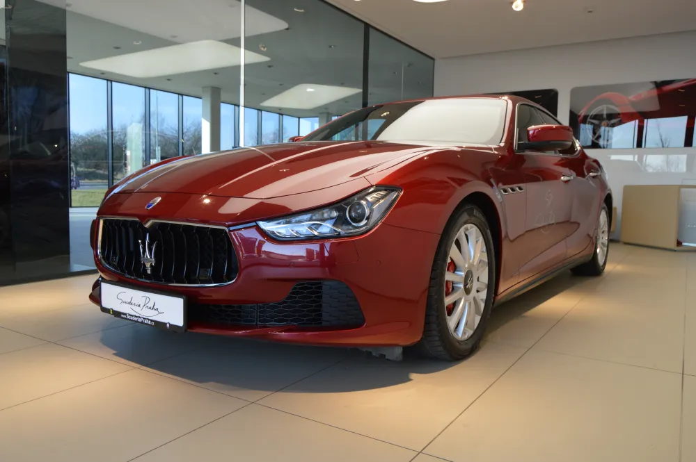 Maserati Ghibli foto 1