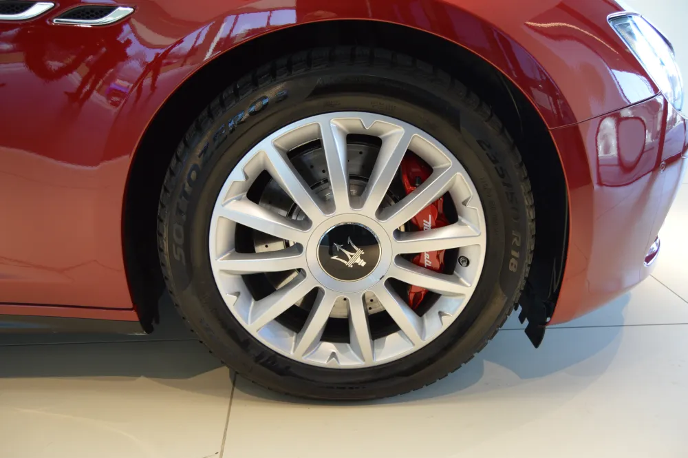 Maserati Ghibli foto 14