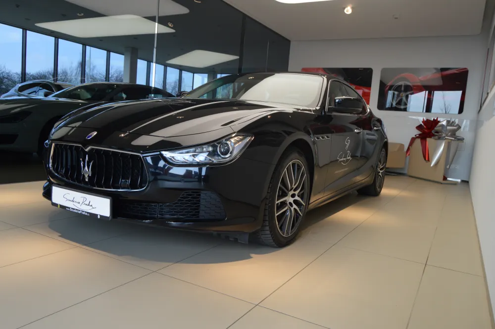 Maserati Ghibli foto 1