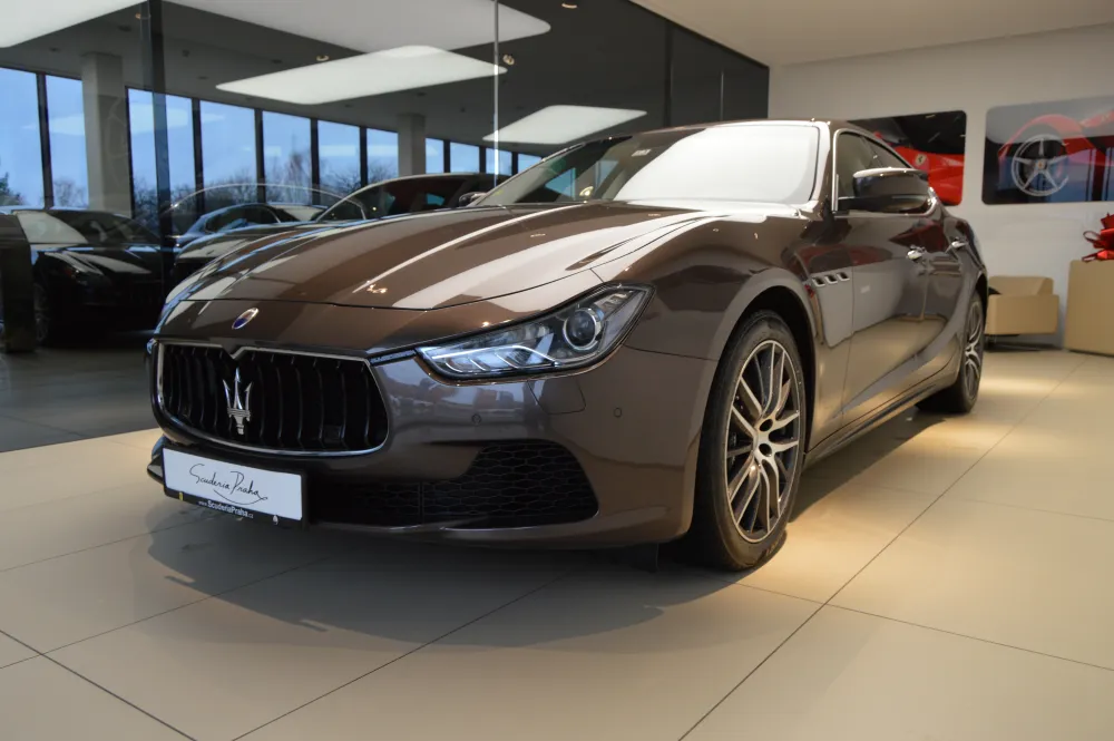 Maserati Ghibli foto 1