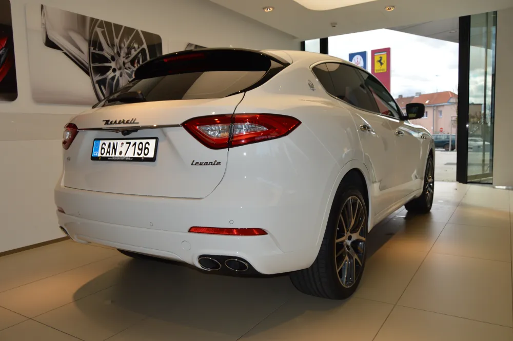 Maserati Levante foto 4
