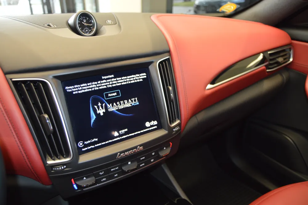 Maserati Levante foto 9