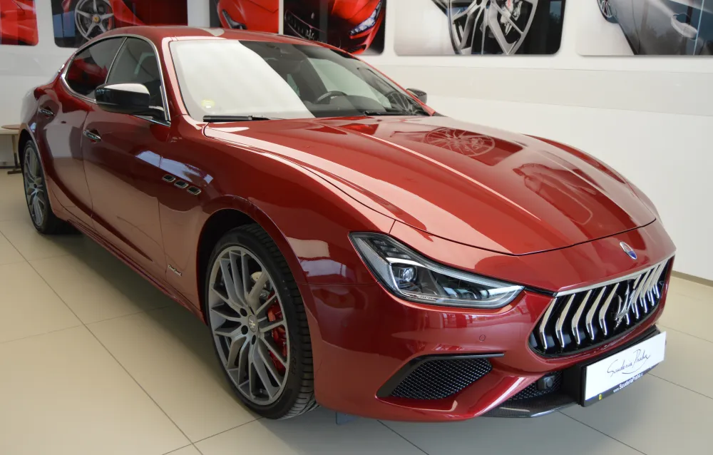 Maserati Ghibli foto 2