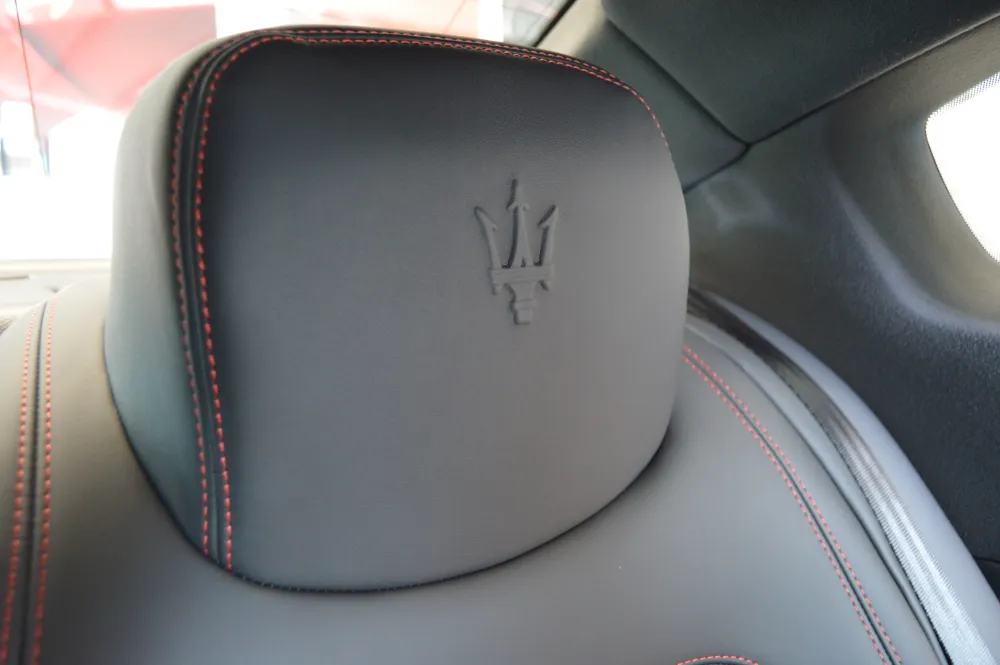 Maserati Quattroporte foto 11