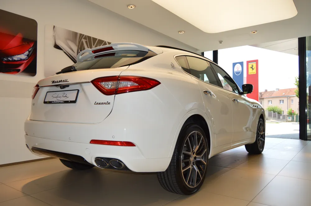Maserati Levante foto 3