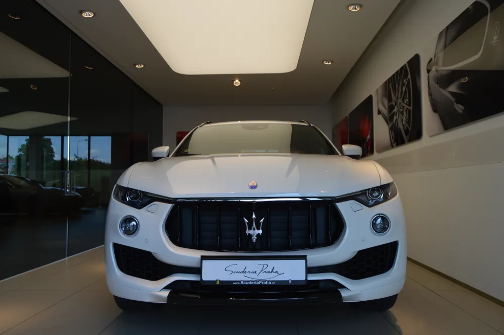 Maserati Levante foto 5