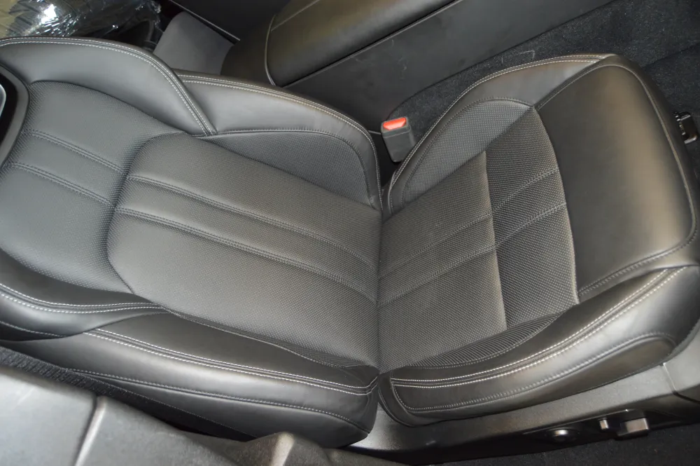 Maserati Levante foto 7