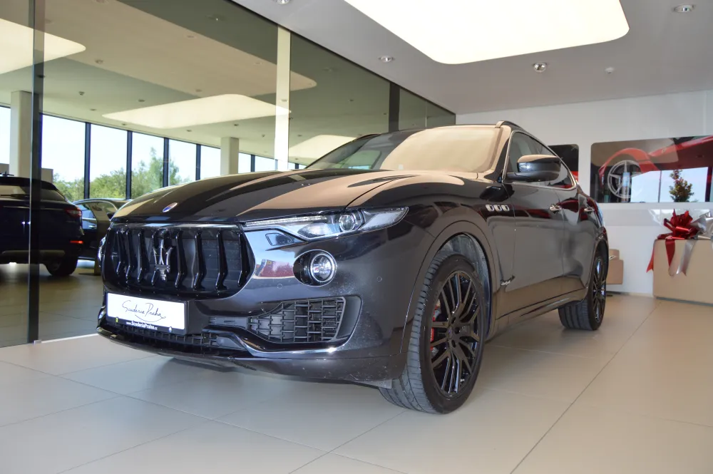 Maserati Levante foto 1