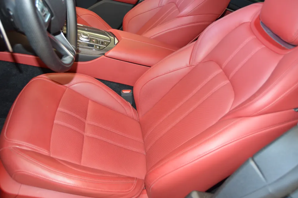 Maserati Levante foto 11