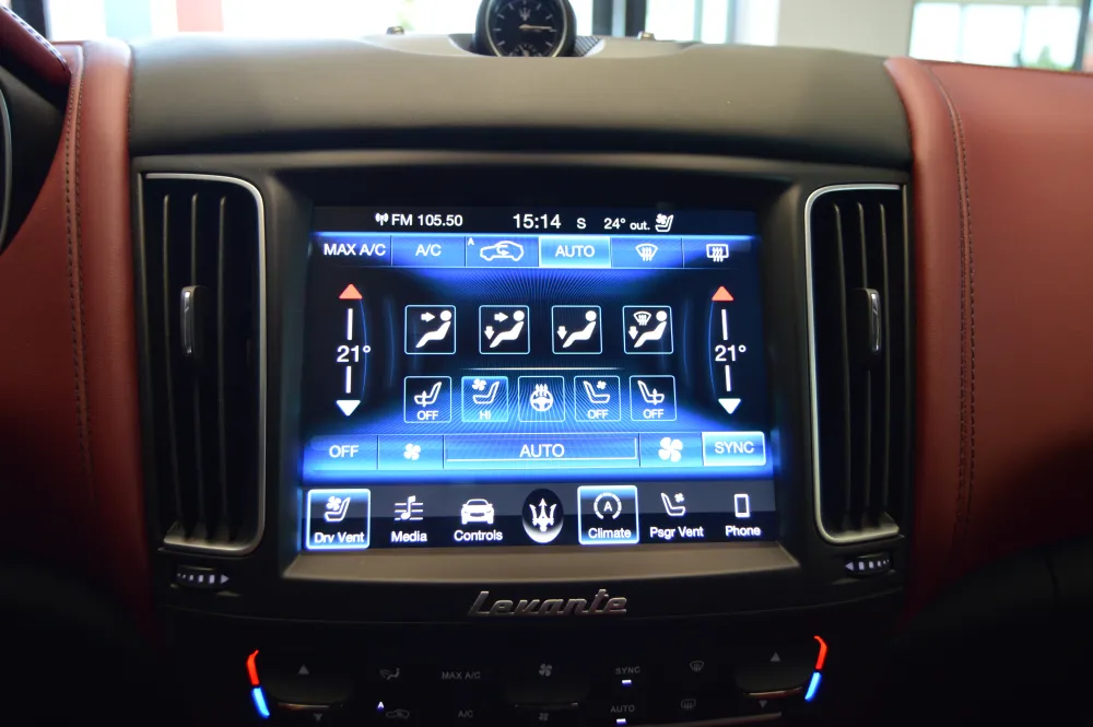 Maserati Levante foto 10